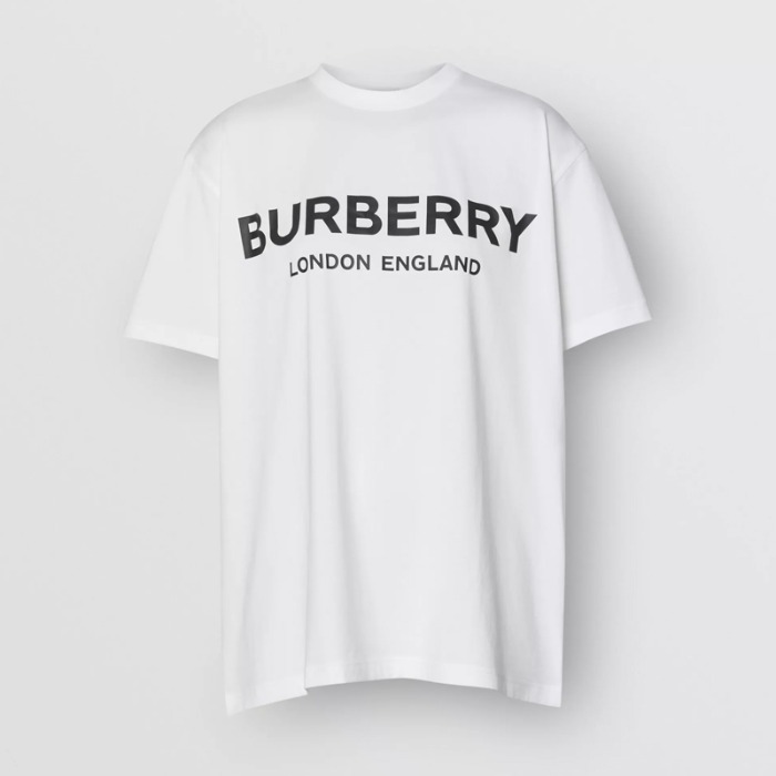 유럽직배송 버버리 여성 로고 프린트 코튼 오버사이즈 티셔츠 BURBERRY Women&#039;s Logo Print Cotton Oversized T-shirt 80125601