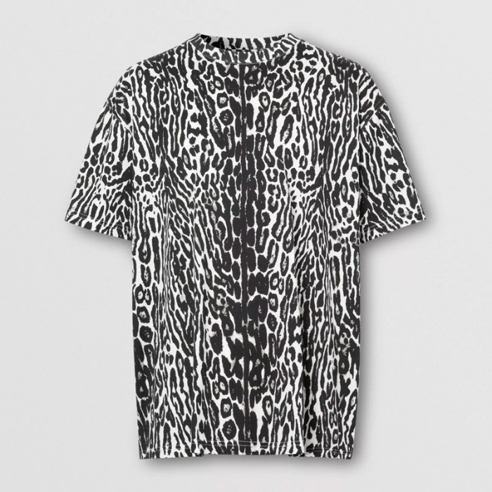 유럽직배송 버버리 남성 레오파드 프린트 코튼 오버사이즈 티셔츠 블랙 BURBERRY Man Leopard Print Cotton Oversized T-shirt 80245091