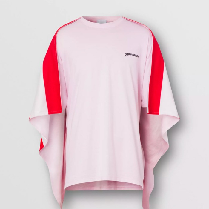 유럽직배송 버버리 남성 스트라이프 케이프 디테일 코튼 오버사이즈 티셔츠 페일 핑크 BURBERRY Man Striped Cape Detail Cotton Oversized T-shirt 45637541