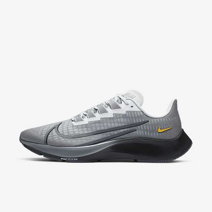 유럽직배송 나이키 NIKE Nike Air Zoom Pegasus 37 Men&#039;s Running Shoe DA4662-001