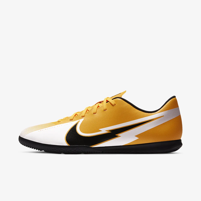 유럽직배송 나이키 NIKE Nike Mercurial Vapor 13 Club IC Indoor Court Football Shoe AT7997-801