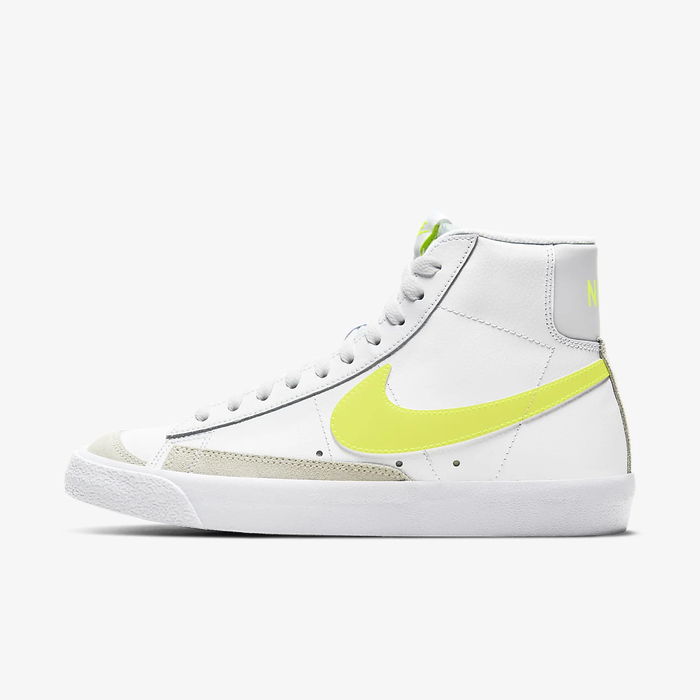 유럽직배송 나이키 NIKE Nike Blazer Mid &#039;77 Women&#039;s Shoe CZ0362-100